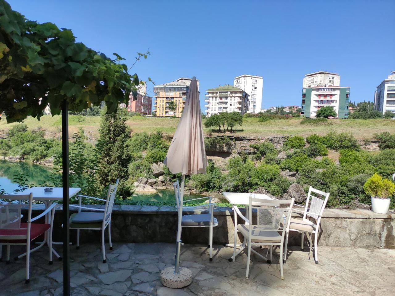 Hotel Ambasador Podgorica Exterior foto